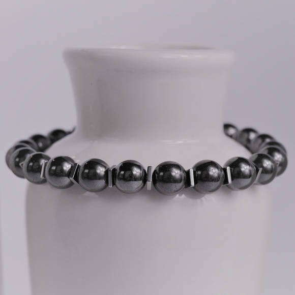 MENS | Onyx Hematite Gemstone Beaded Bracelet - Picture 5 of 5